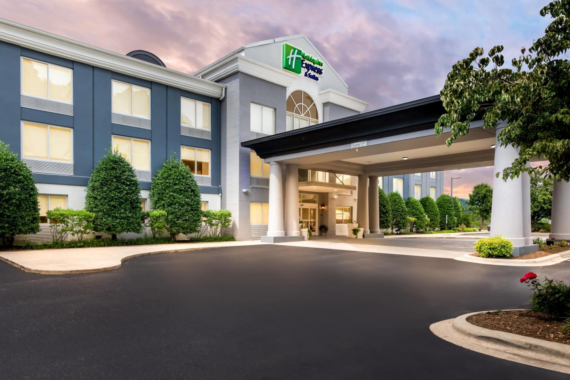 Holiday Inn Express & Suites Sylva / Dillsboro By Ihg Εξωτερικό φωτογραφία