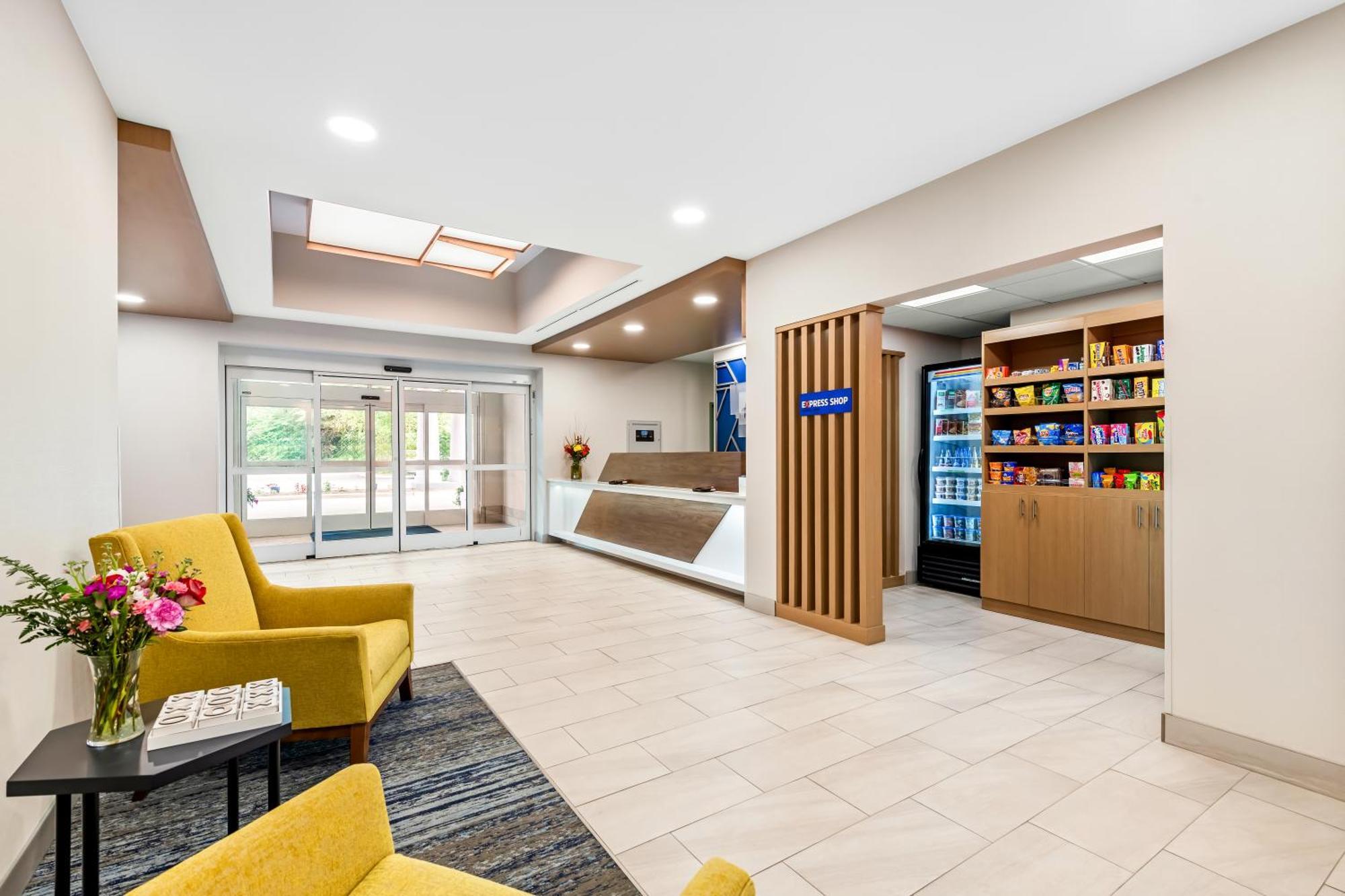 Holiday Inn Express & Suites Sylva / Dillsboro By Ihg Εξωτερικό φωτογραφία