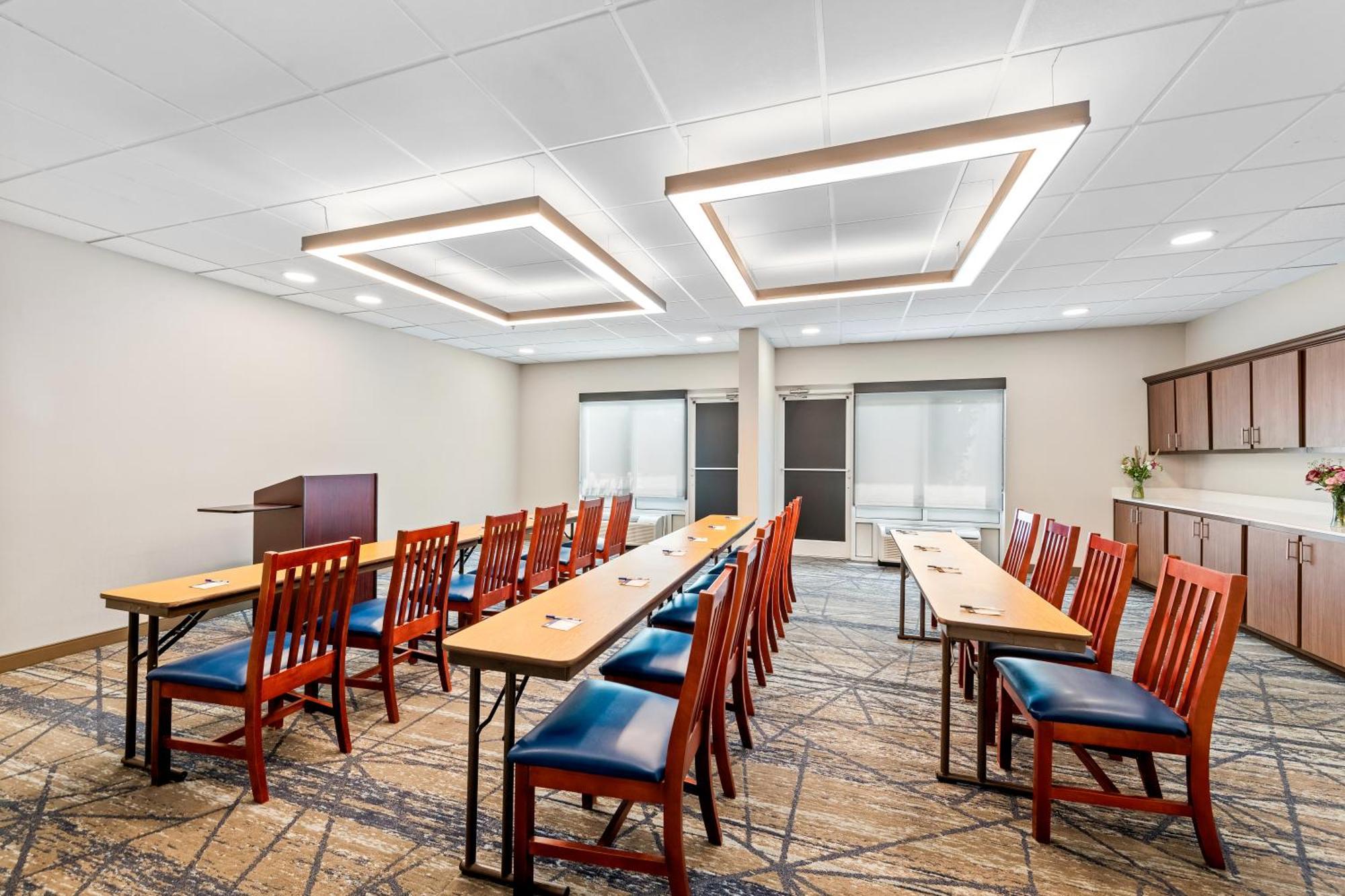 Holiday Inn Express & Suites Sylva / Dillsboro By Ihg Εξωτερικό φωτογραφία